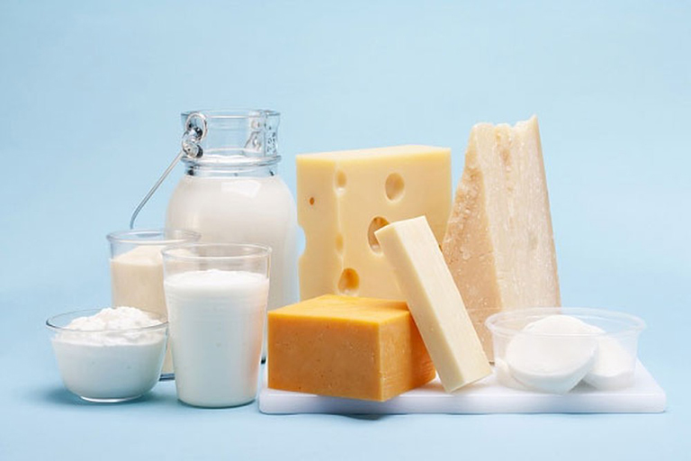 Sữa và các sản phẩm làm từ sữa