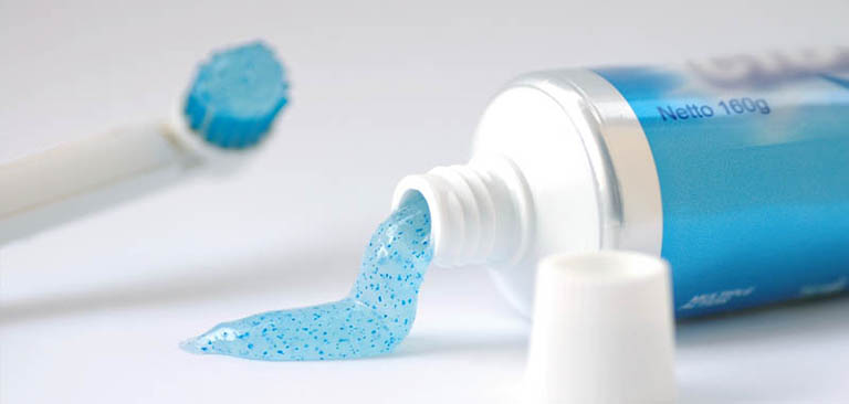 Tinh chất bạc hà trong kem đánh răng có tác dụng ức chế dây thần kinh ngoại vi chống xuất tinh sớm