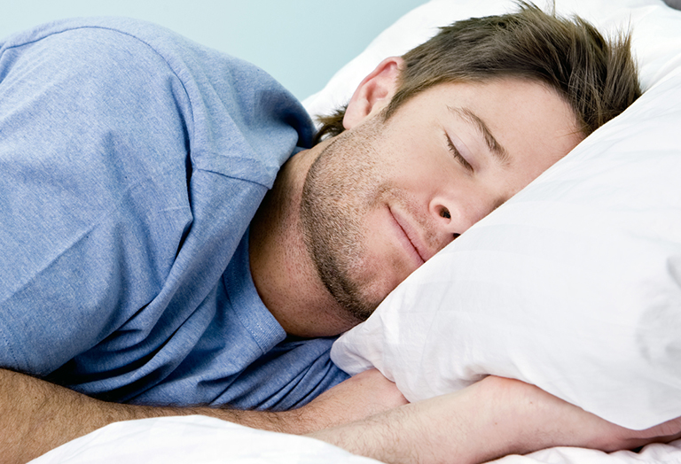 Chế độ nghỉ ngơi phù hợp giúp nâng cao sức khỏe và cải thiện bệnh rối loạn cương dương