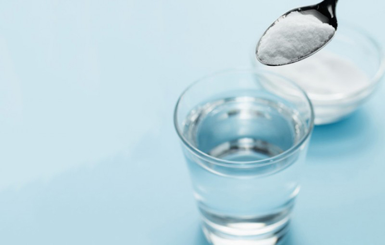 Dùng nước muối chữa viêm đa xoang