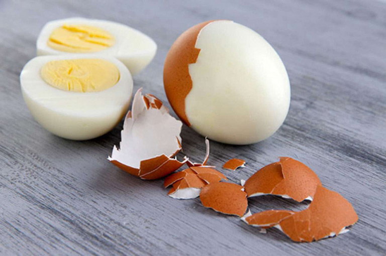 Cách trị nám bằng trứng gà luộc an toàn cho mọi loại da