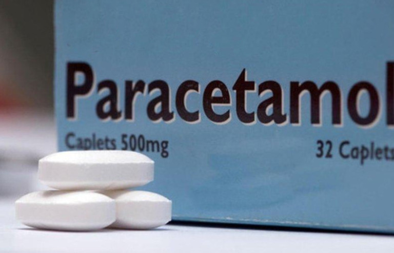 Paracetamol là thuốc giảm đau ngoại vi, ít tác dụng phụ, không gây nghiện và có thể mua mà không cần đơn.