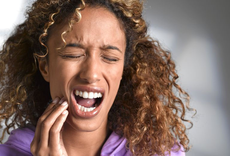 Bệnh áp xe răng là bệnh răng miệng có diễn biến rất phức tạp và có thể gây ra những biến chứng nguy hiểm làm ảnh hưởng đến chức năng răng