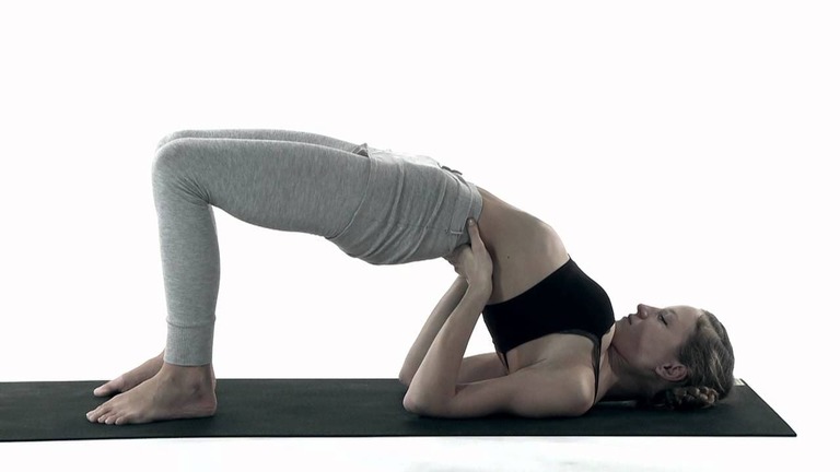 bài tập Yoga cho người bị gai cột sống