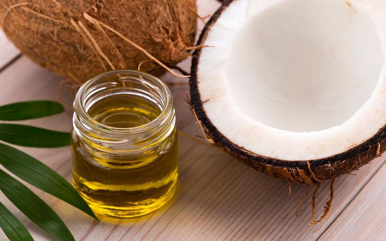 Kết hợp dầu dừa với dầu oliu để tạo nên hiệu quả cao khi điều trị khô âm đạo