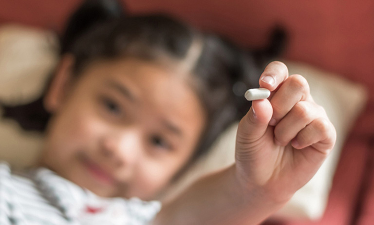 Trẻ viêm VA uống thuốc gì là mối quan tâm hàng đầu của nhiều phụ huynh
