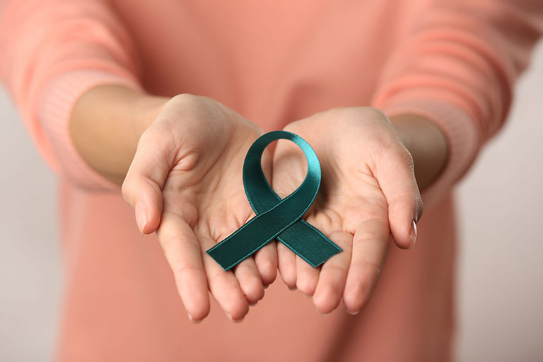 Tiêm vắc xin ung thư cổ tử cung là biện pháp hiệu quả nhất giúp chị em phụ nữ tránh phải căn bệnh này cũng như một số bệnh lý lây qua đường tình dục