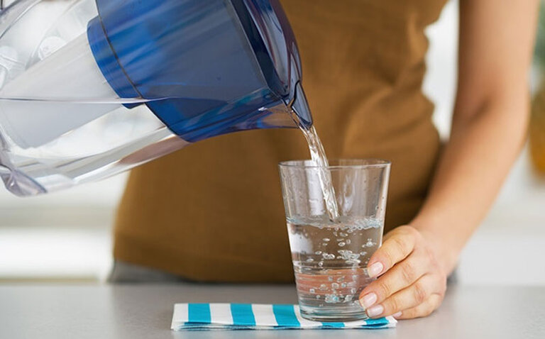 Những người không bổ sung đủ lượng nước mỗi ngày có nguy cơ cao mắc sỏi niệu quản