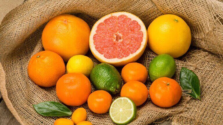 Các loại trái cây giàu citrate rất tốt cho người bệnh sỏi niệu quản 