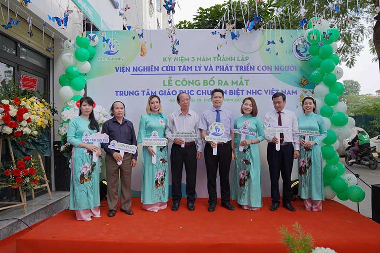 Trung tâm giáo dục chuyên biệt NHC Việt Nam